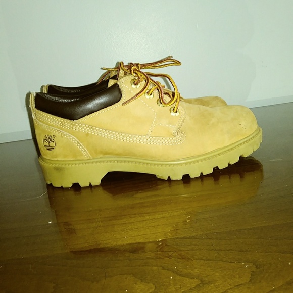 Womens Timberland waterproof low cut boots - Picture 4 of 6